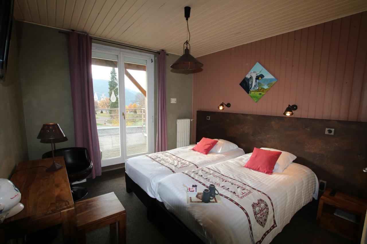 Les Loges Du Parc Hotel Gérardmer Екстериор снимка