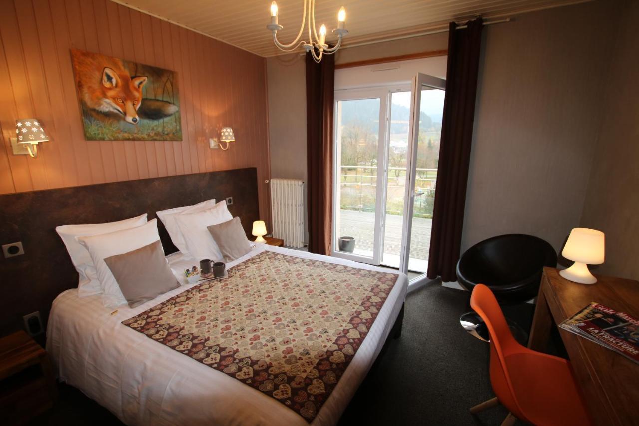 Les Loges Du Parc Hotel Gérardmer Екстериор снимка