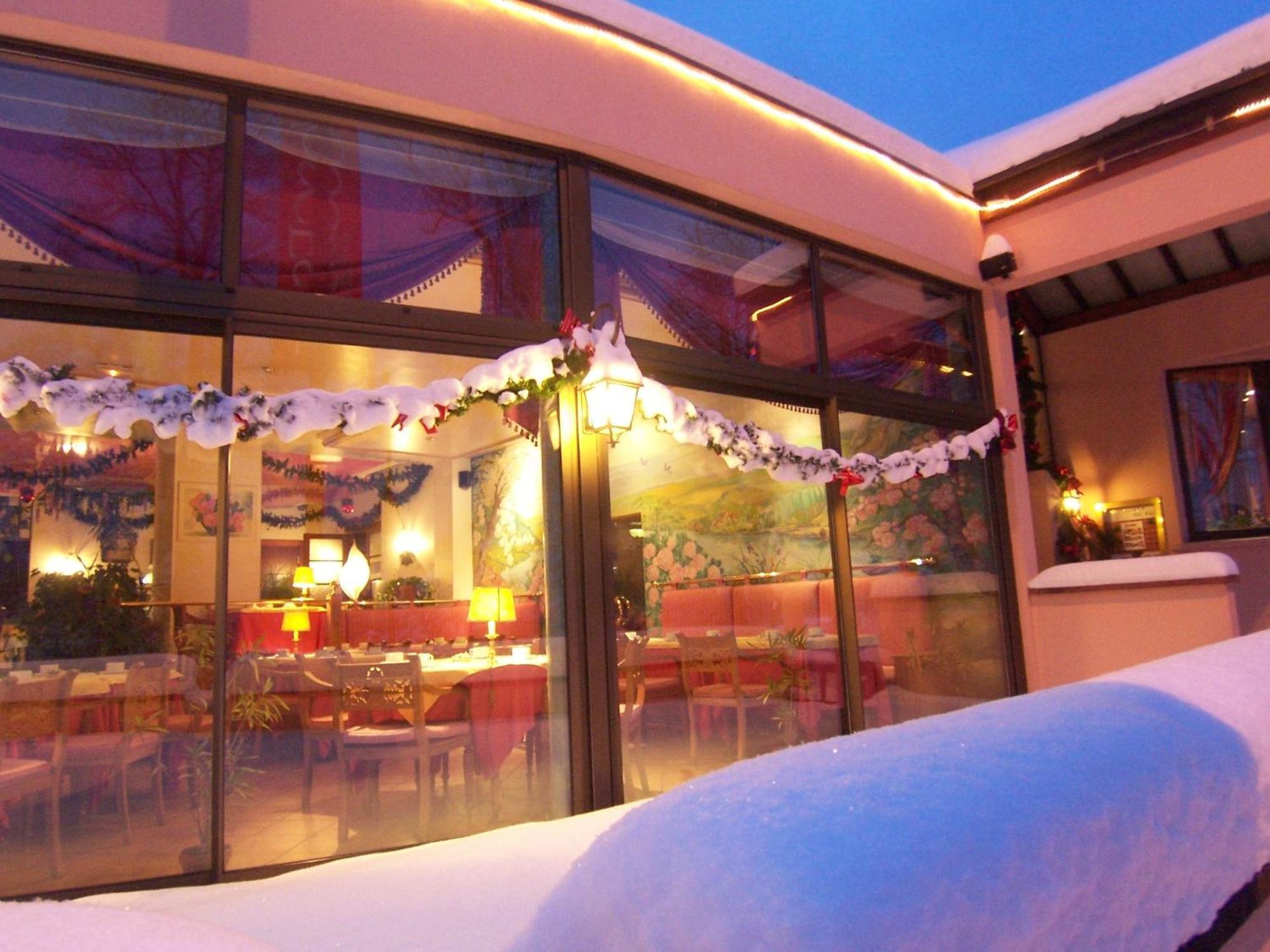 Les Loges Du Parc Hotel Gérardmer Екстериор снимка