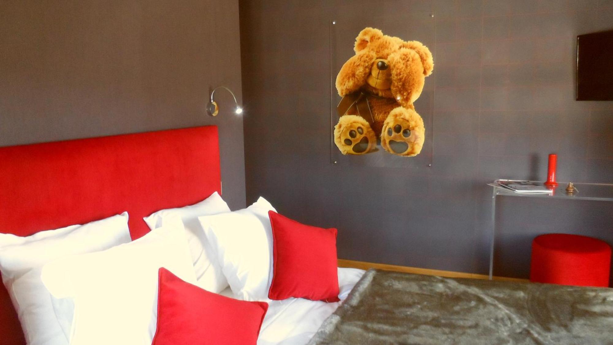 Les Loges Du Parc Hotel Gérardmer Стая снимка