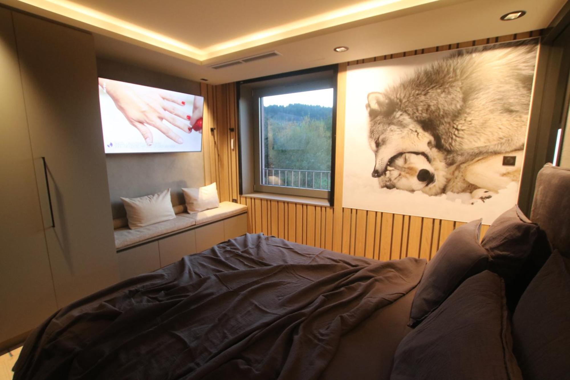 Les Loges Du Parc Hotel Gérardmer Стая снимка